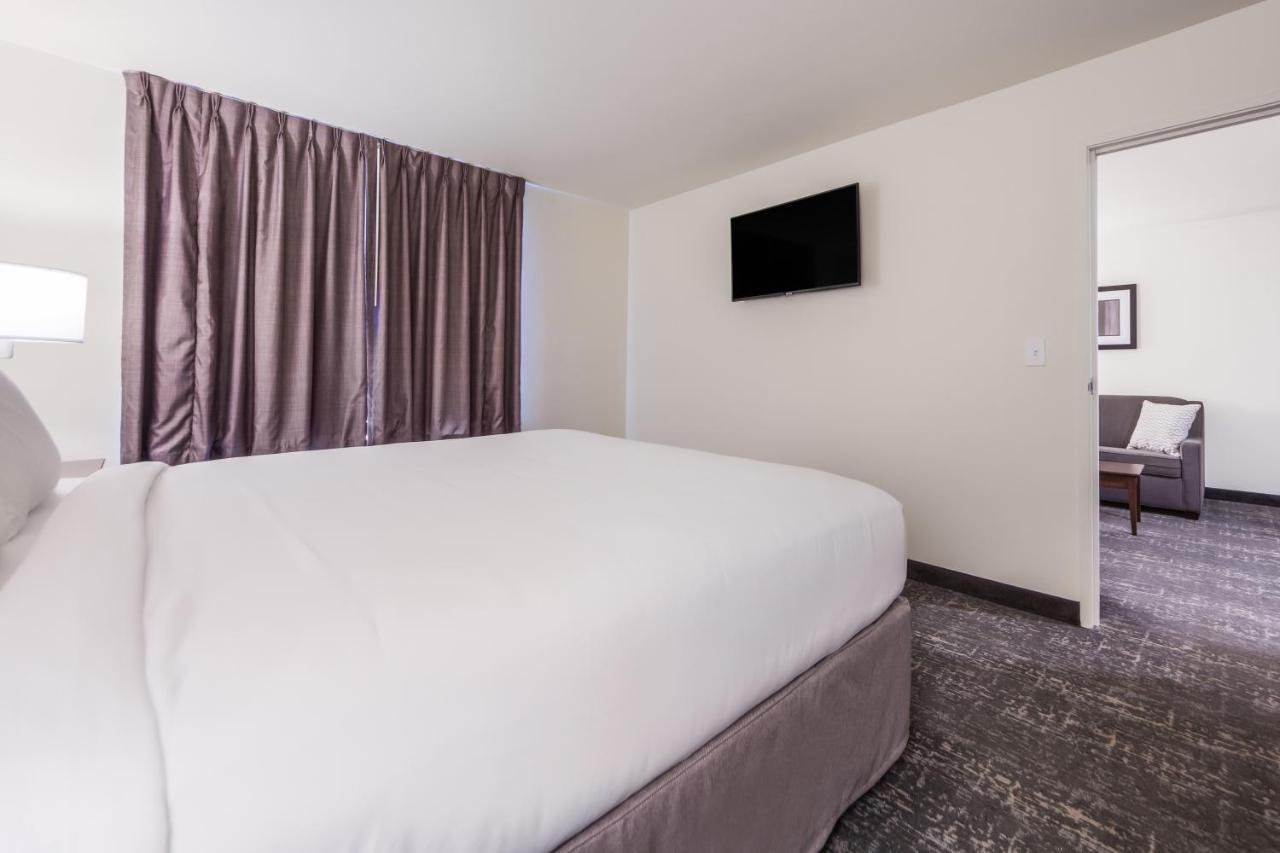Cobblestone Inn & Suites-Фрімонт Екстер'єр фото