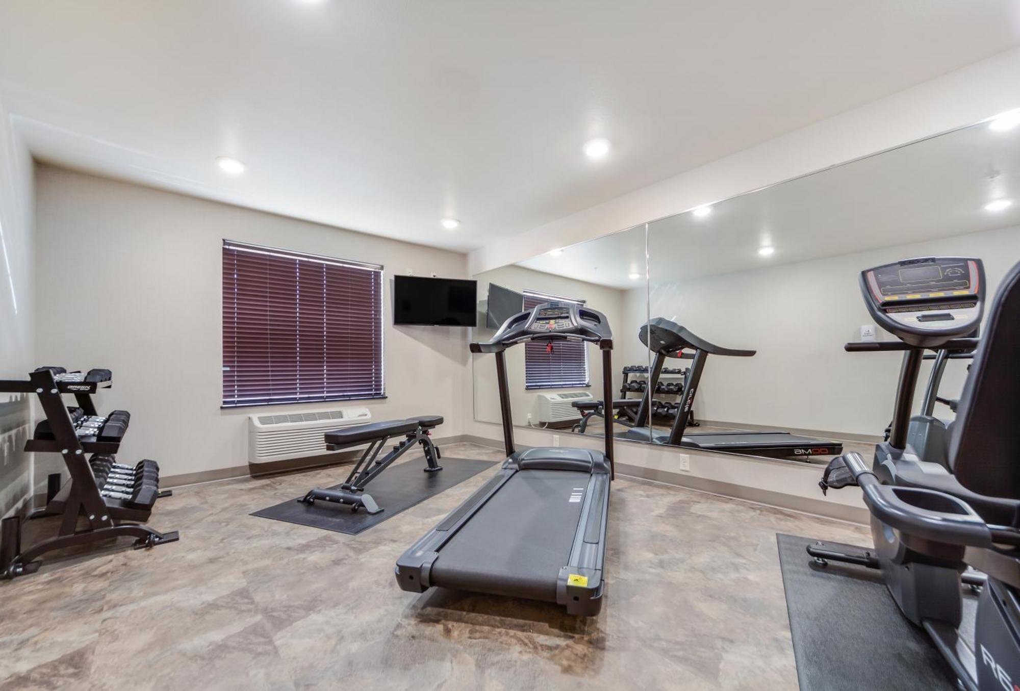 Cobblestone Inn & Suites-Фрімонт Екстер'єр фото