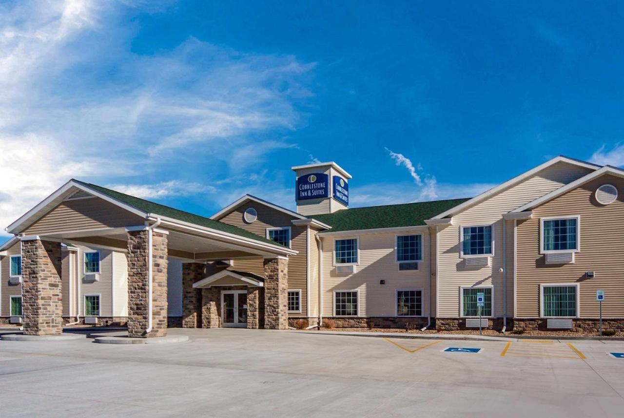 Cobblestone Inn & Suites-Фрімонт Екстер'єр фото