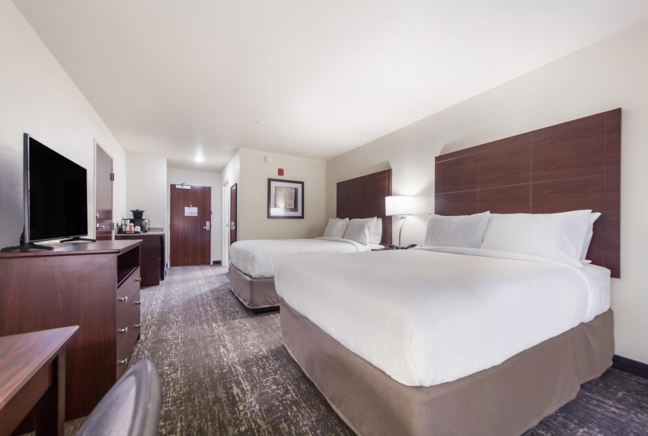 Cobblestone Inn & Suites-Фрімонт Екстер'єр фото