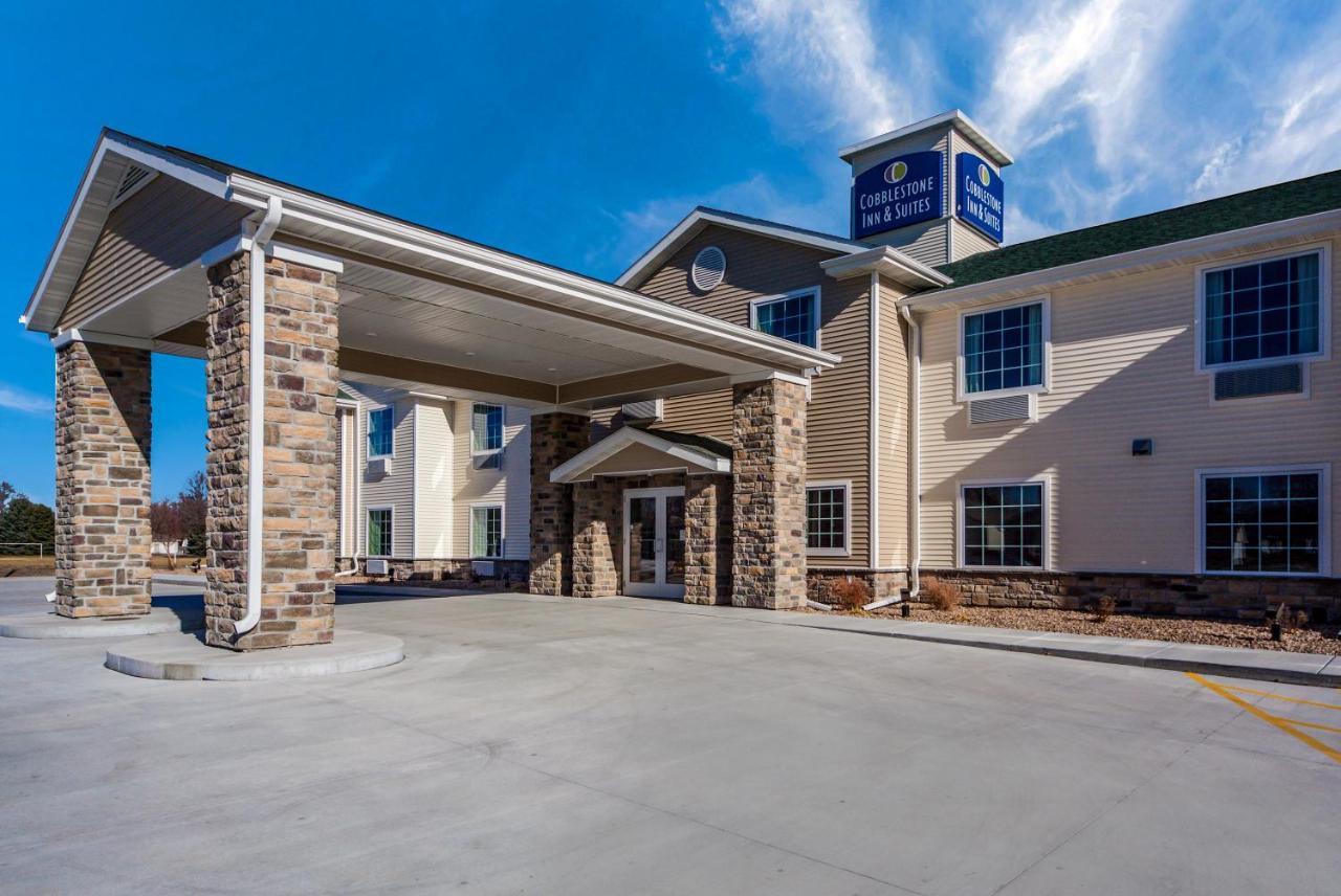 Cobblestone Inn & Suites-Фрімонт Екстер'єр фото
