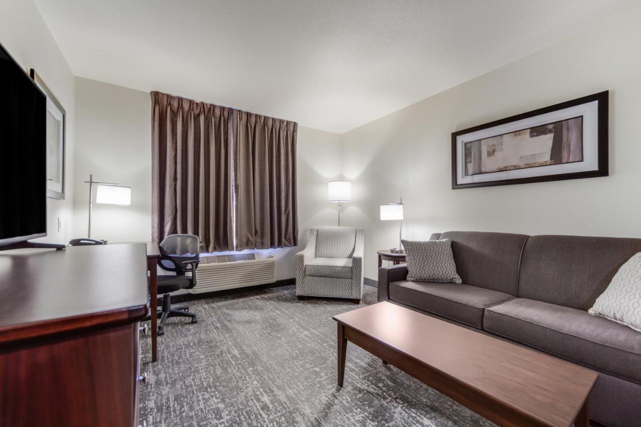 Cobblestone Inn & Suites-Фрімонт Екстер'єр фото